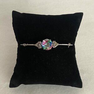 Vintage Art Deco Style 835 Silver Round Iris Glass Marcasite Accent Bar Brooch